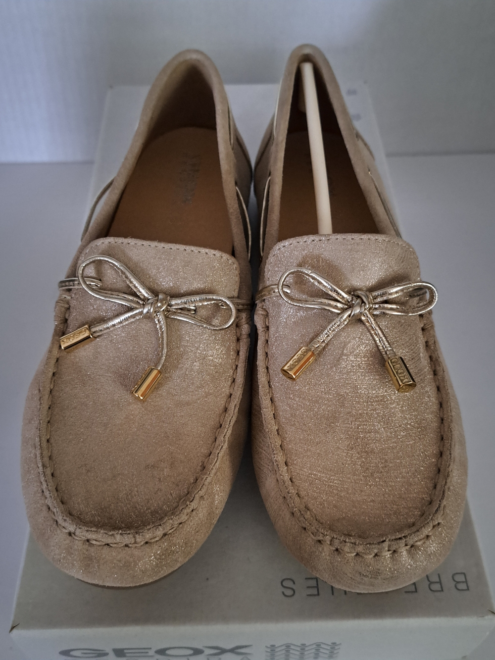 Geox Metallic Leelyan Gold Bow Suede Moccasins - Women